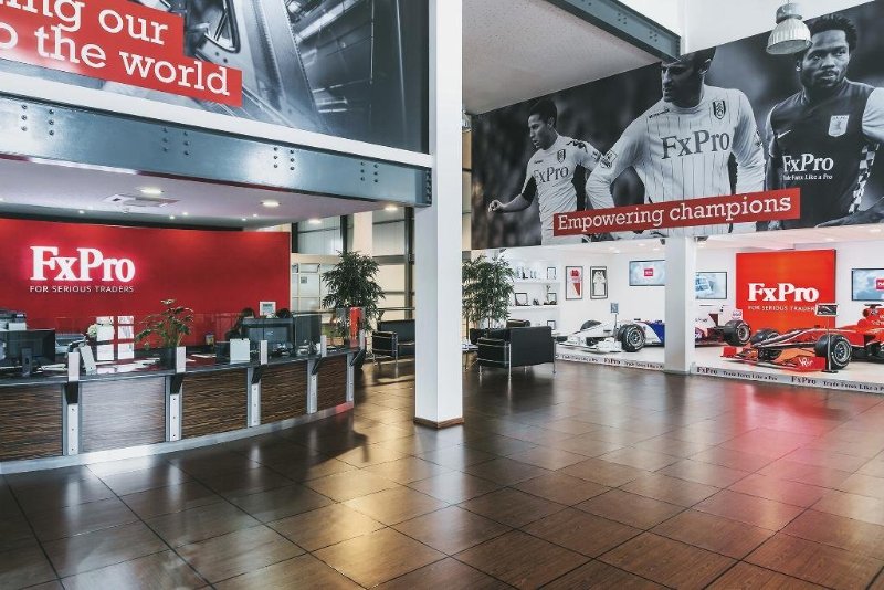 fxpro1.jpg fxpro1.jpg